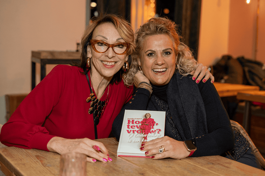 Boekpresenatie boek hoezo teveel vrouw auteur Sandra Lagace www.hoezoteveelvrouw.nl 2a Boekpresenatie boek hoezo teveel vrouw auteur Sandra Lagace www.hoezoteveelvrouw.nl 2a